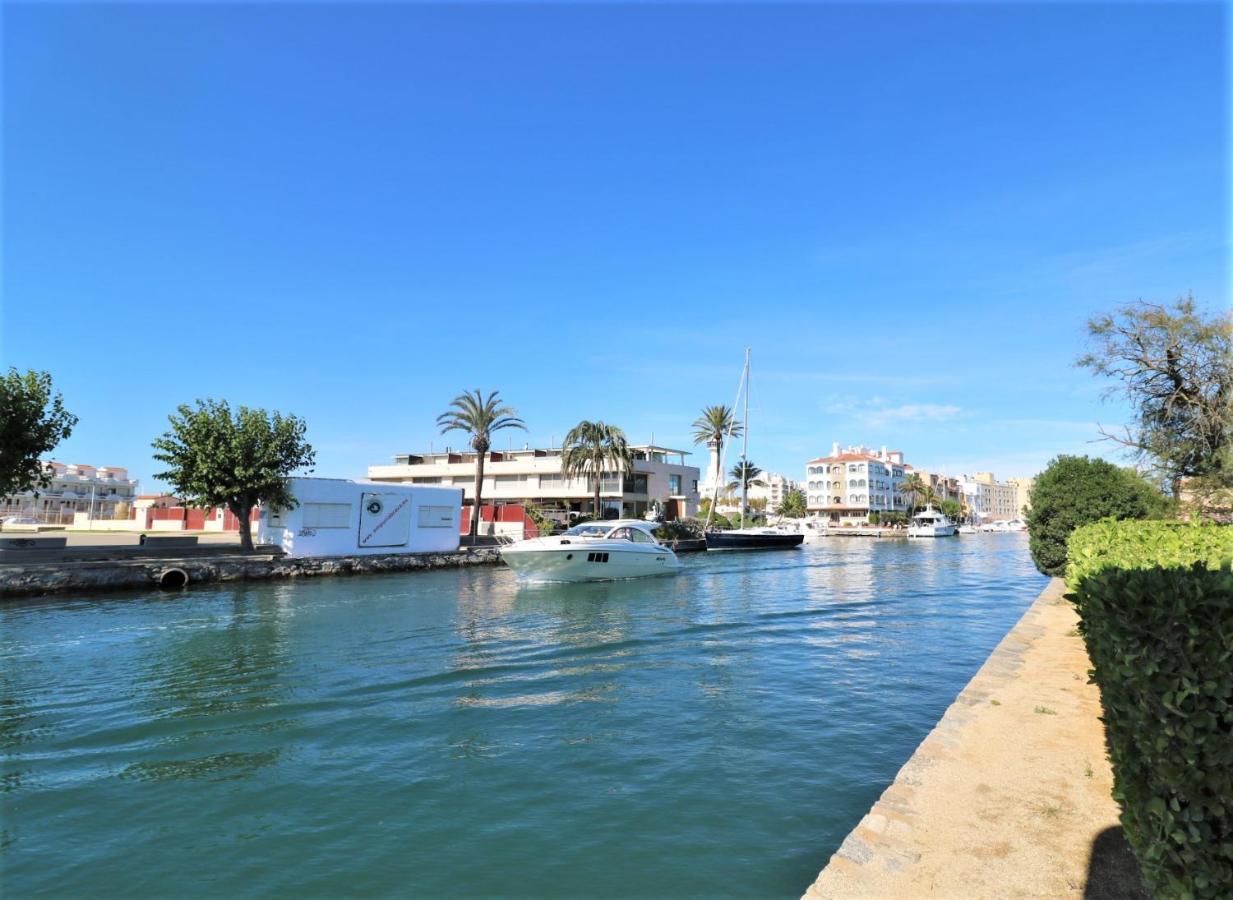 Delta Muga, Piso Muy Cerca De La Playa Διαμέρισμα Empuriabrava Εξωτερικό φωτογραφία